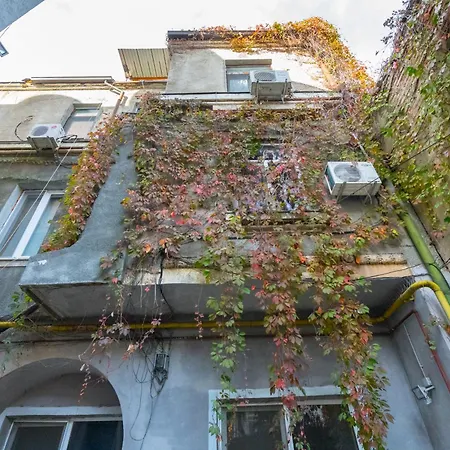 Chic Near Bucharest's Landmarks Appartement Bucarest
