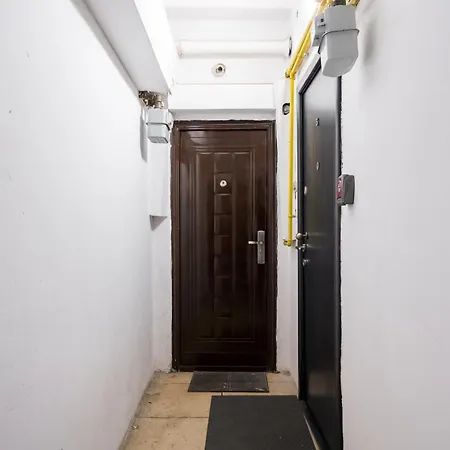 Chic Near Bucharest's Landmarks