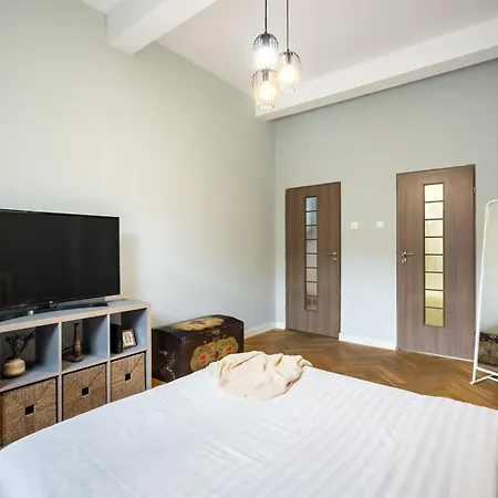 Chic Near Bucharest's Landmarks Appartement Bucarest