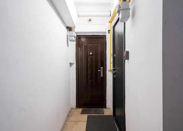 Chic Near Bucharest's Landmarks