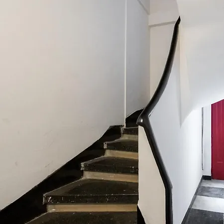 Chic Near Bucharest's Landmarks 布加勒斯特